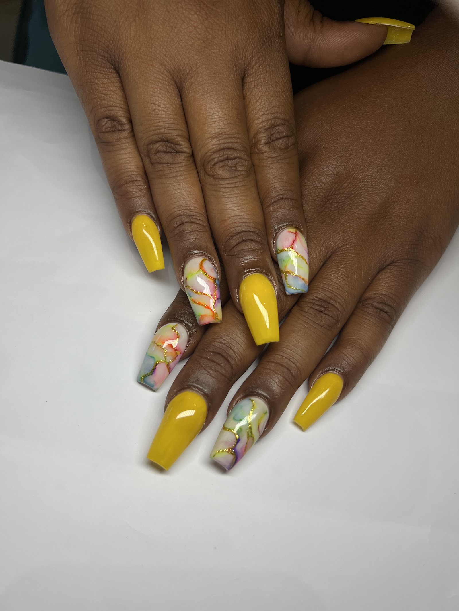 HB Nail Lounge nail photo 3